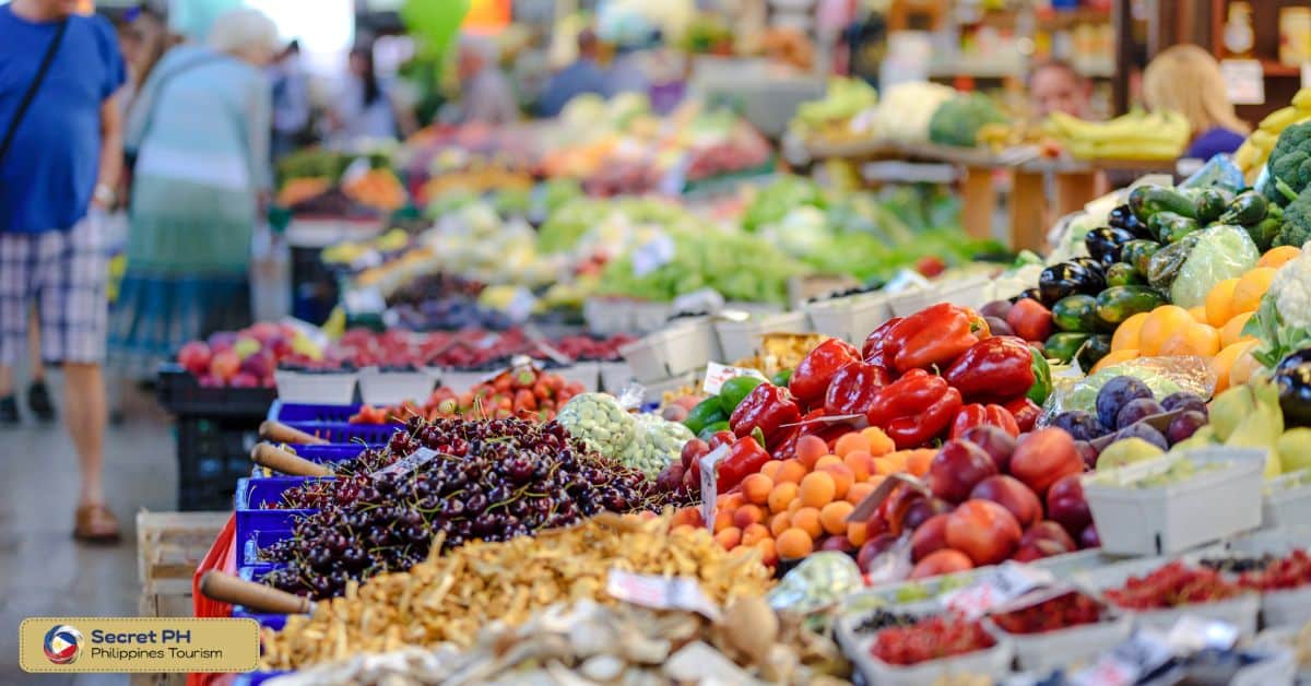 Farmer's market and local produce showcase