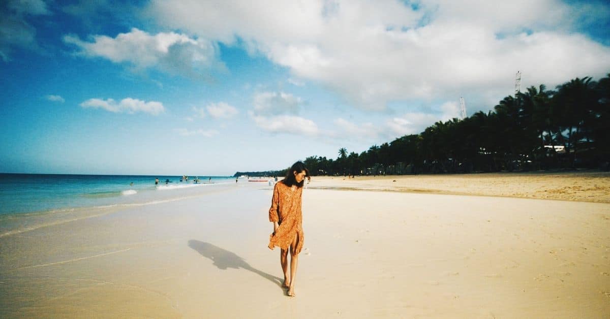 Explore the White Sands of Boracay