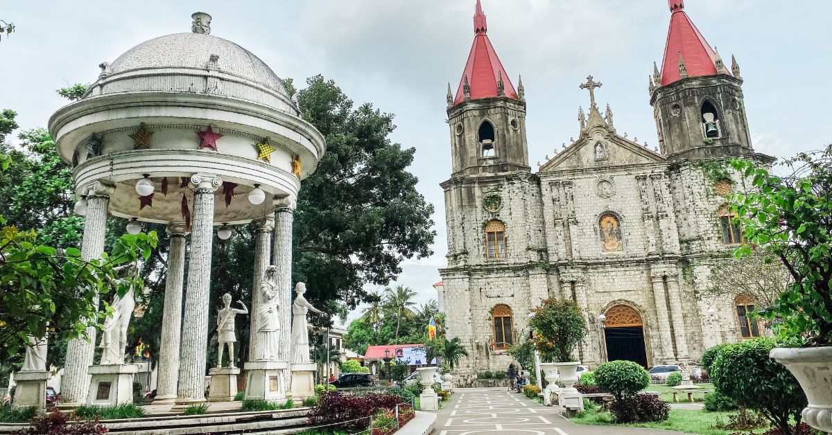 Experience the Energy of the Dinagyang Festival 
