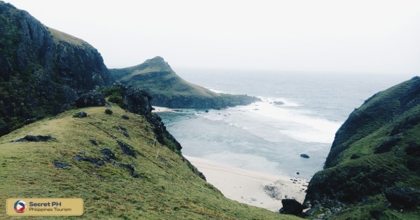 6. Paytukan Cliff