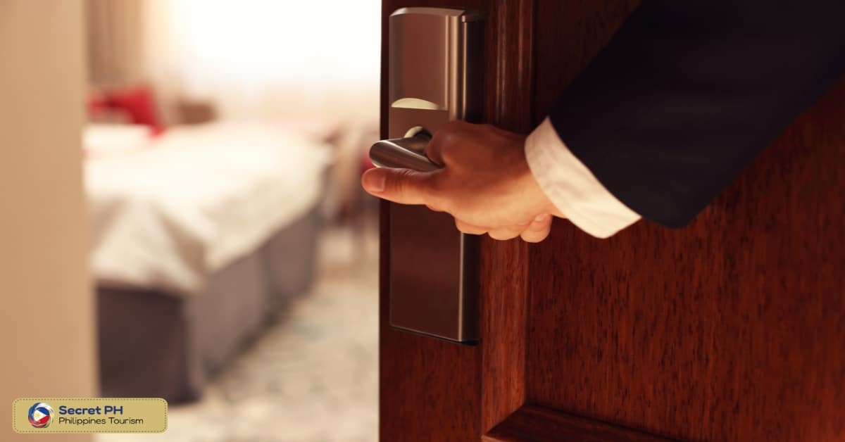 Avoid staying only one day in your accommodation