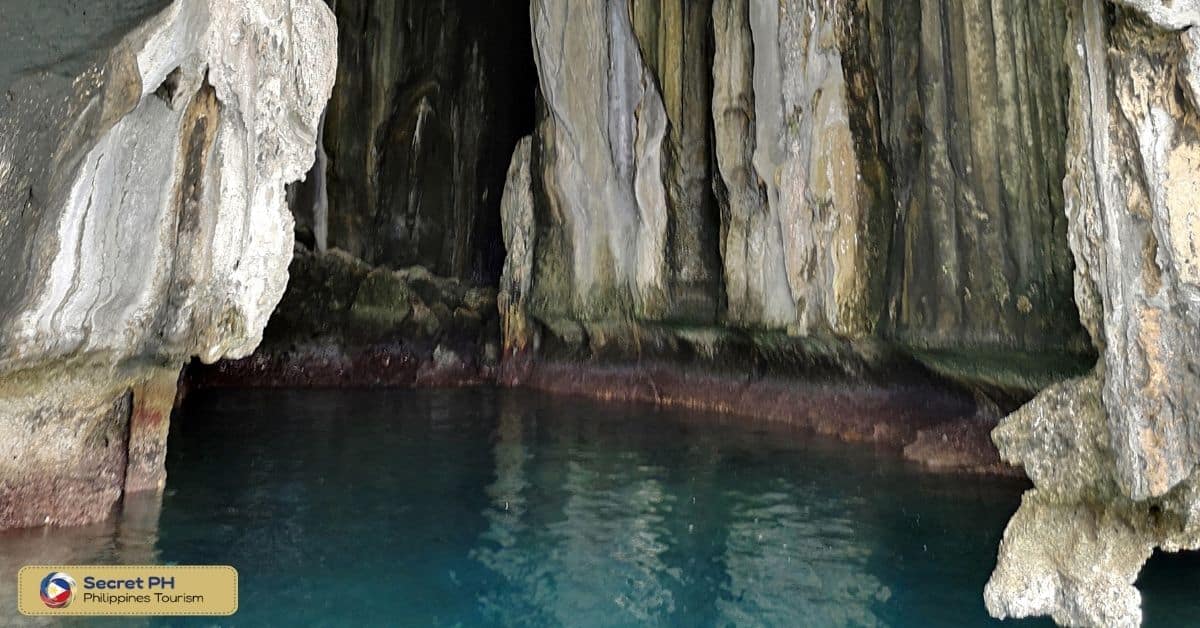 Cathedral Cave, El Nido