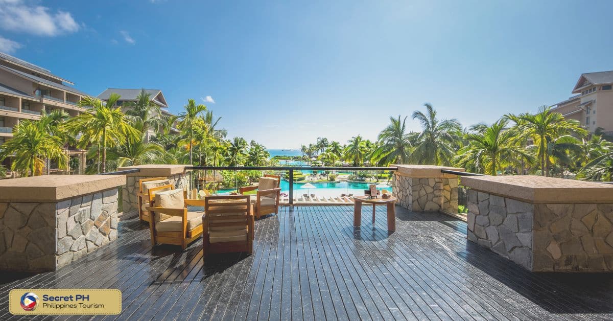 Crimson Resort and Spa Mactan