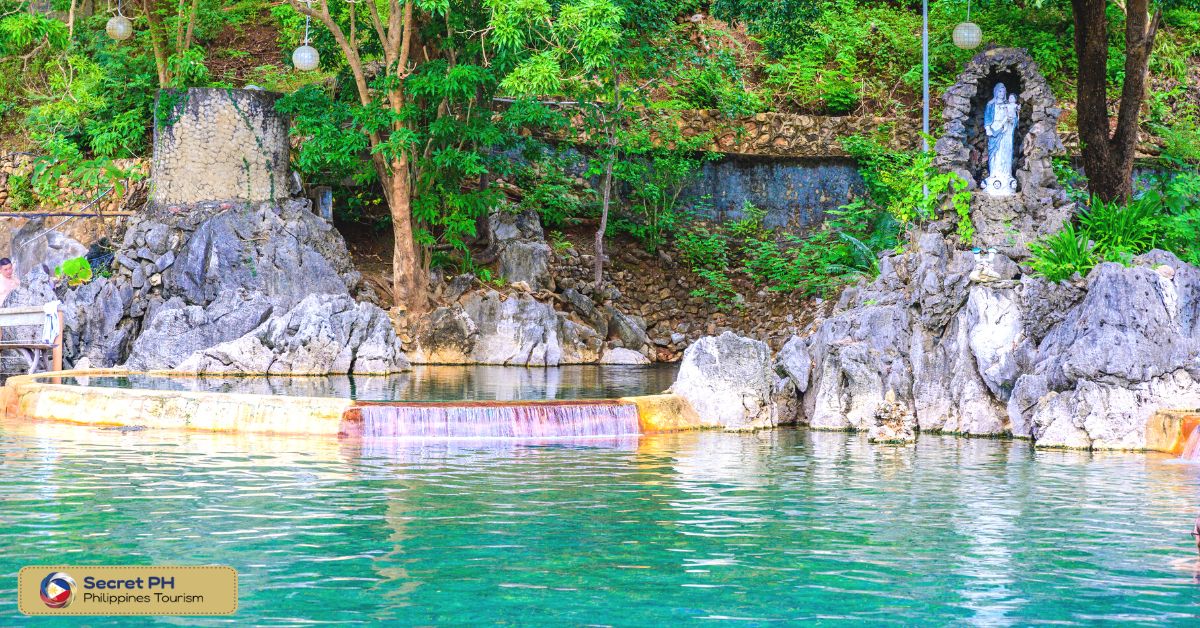 Maquinit Hot Spring (Coron, Palawan)
