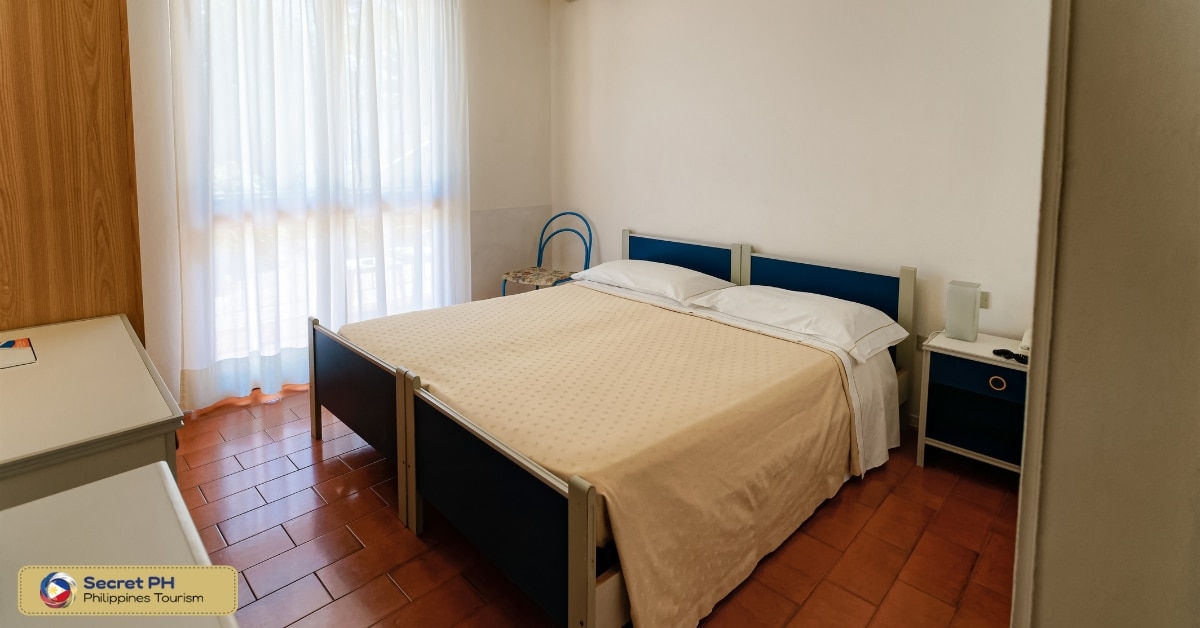 S Hotel & Residences Room
