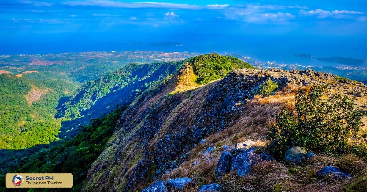 Tarak Ridge - Mariveles
