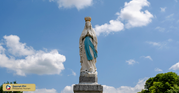 The Grotto's Architectural Features and Design