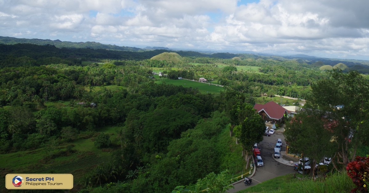 The Tourism Industry Surrounding the Chocolate Hills