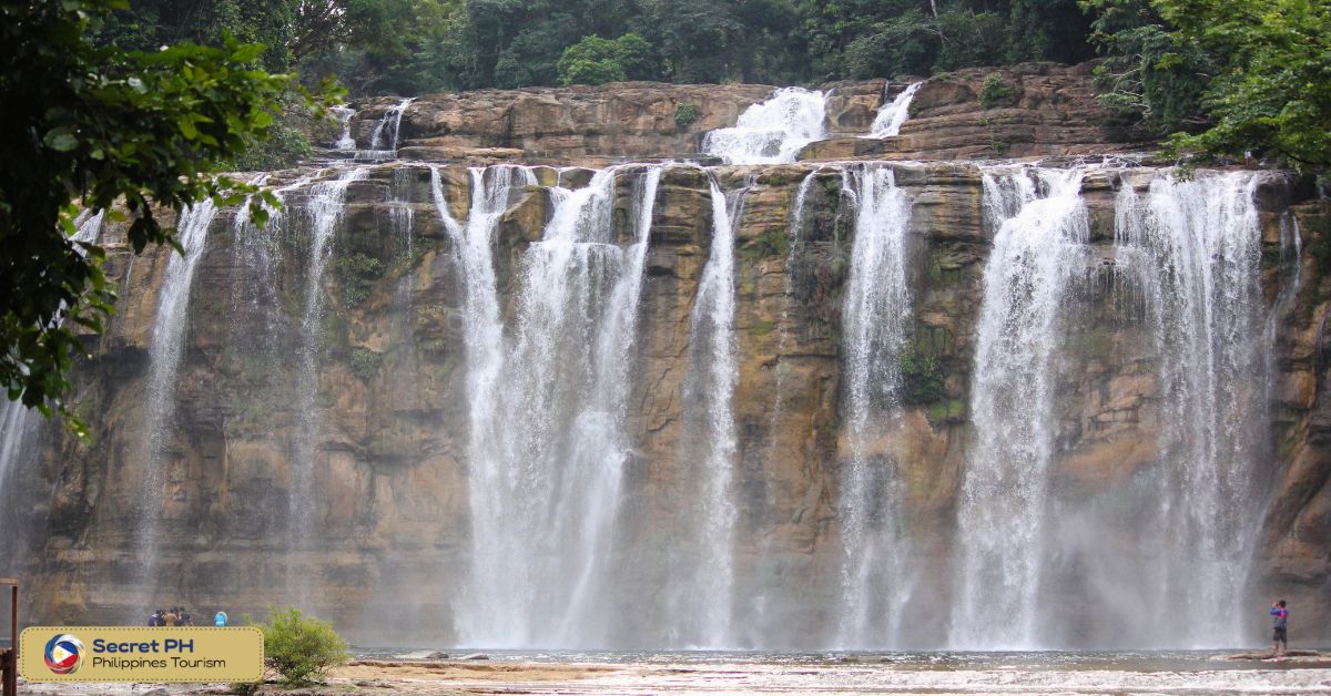 Tinuy-an Falls (Surigao del Sur)