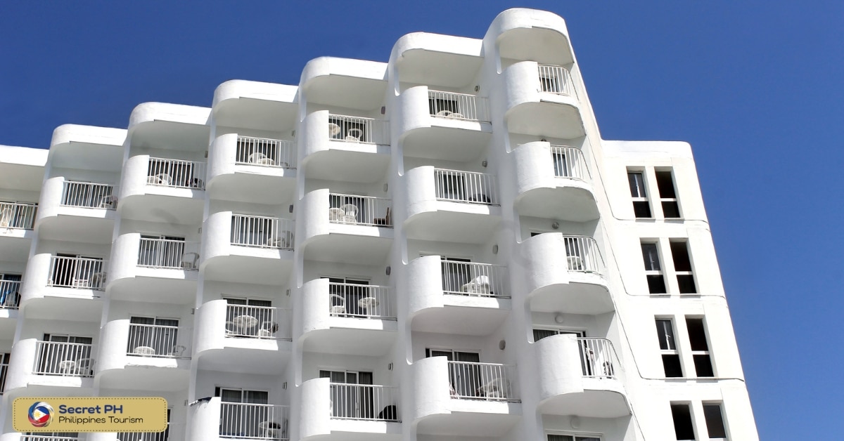 White Knight Hotel Intramuros Building