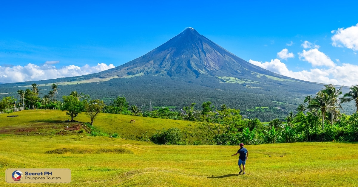 mayon volcano tourist activities