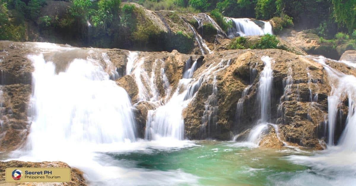 Aliwagwag Falls