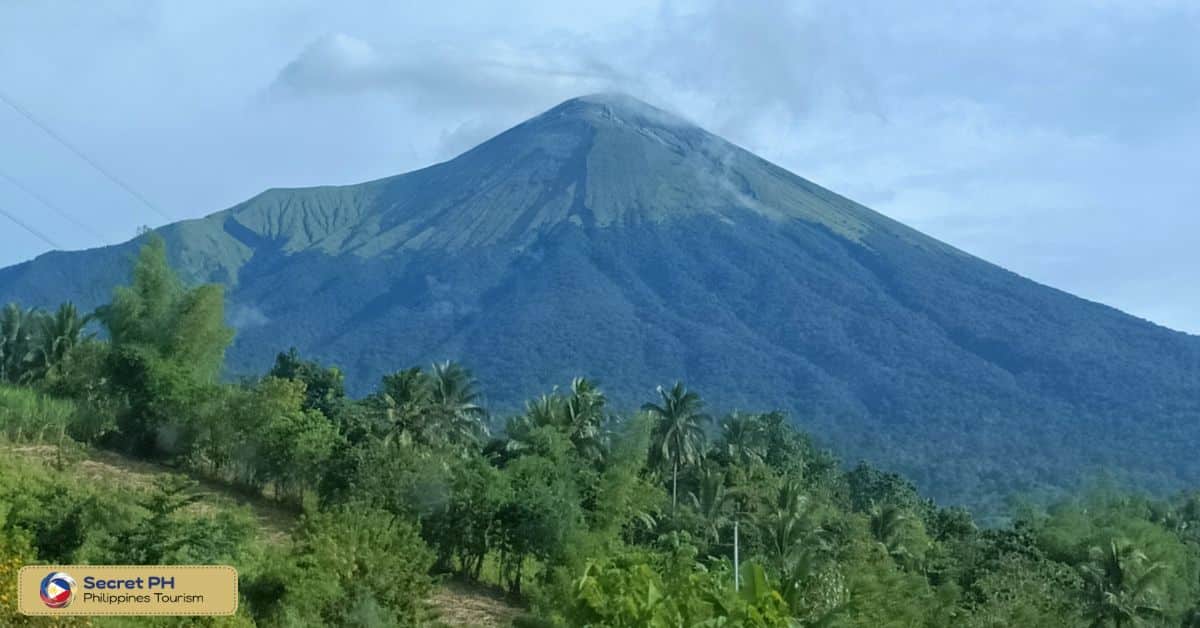 Mount Kanlaon - Negros Occidental