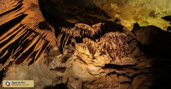 Highlights of Lussok Cave