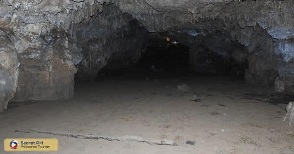 Manacota Cave and Its Importance to the Local Community