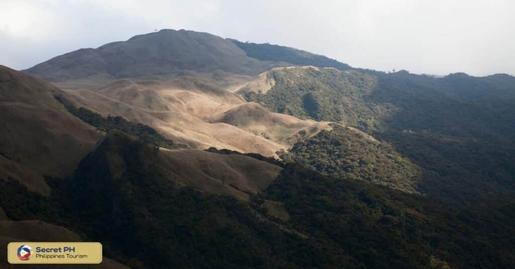 The Breathtaking Beauty of Mount Pulag The Tallest Peak in Luzon