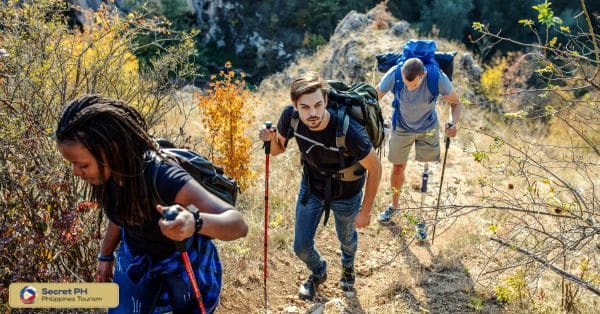 Hiking Mount Napulauan